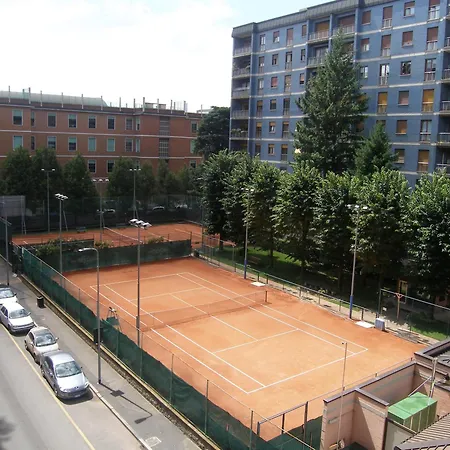 Luminous Stylish Quiet 150m2, Tre Torri Milán