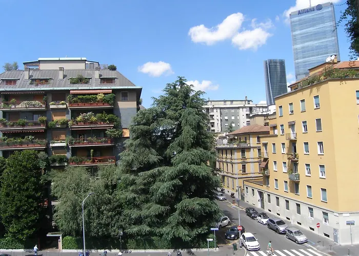 Luminous Stylish Quiet 150m2, Tre Torri Mediolan