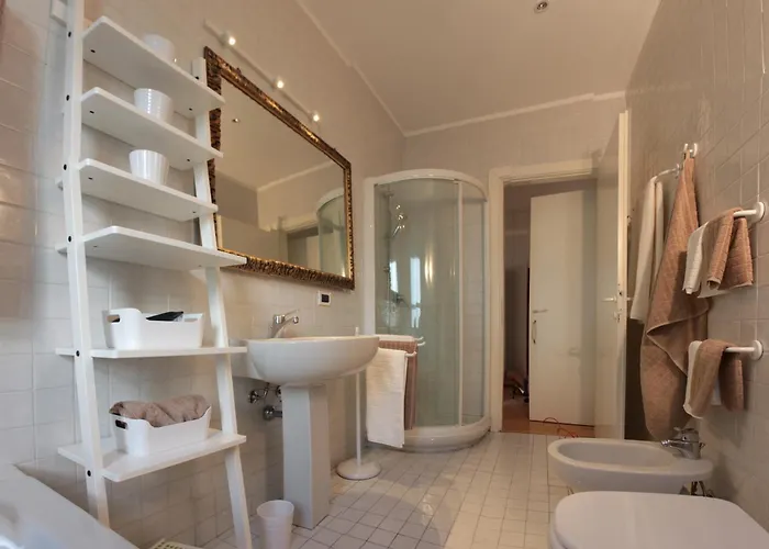 Luminous Stylish Quiet 150m2, Tre Torri * Mediolan