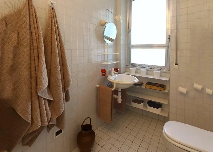 Luminous Stylish Quiet 150m2, Tre Torri Mediolan